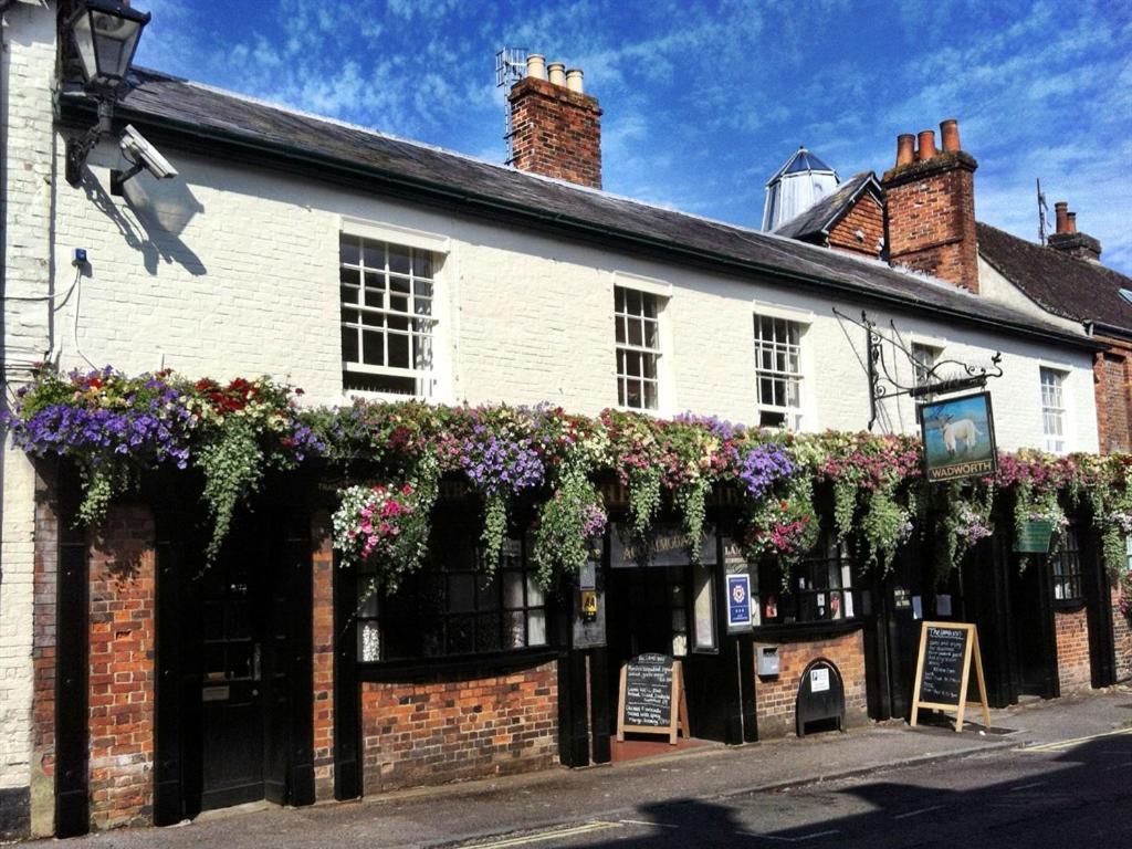 The Lamb Inn Marlborough Zewnętrze zdjęcie